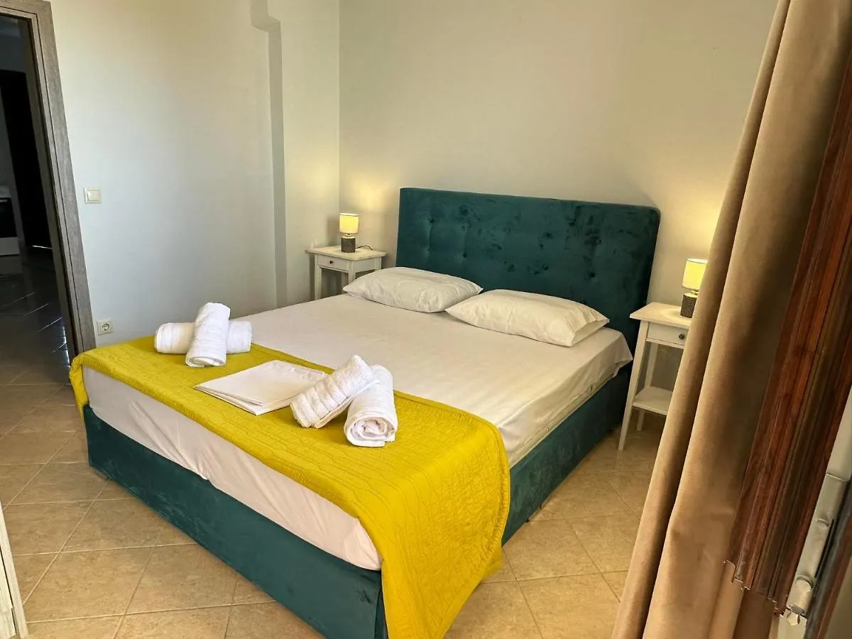 Lixourious Apartment